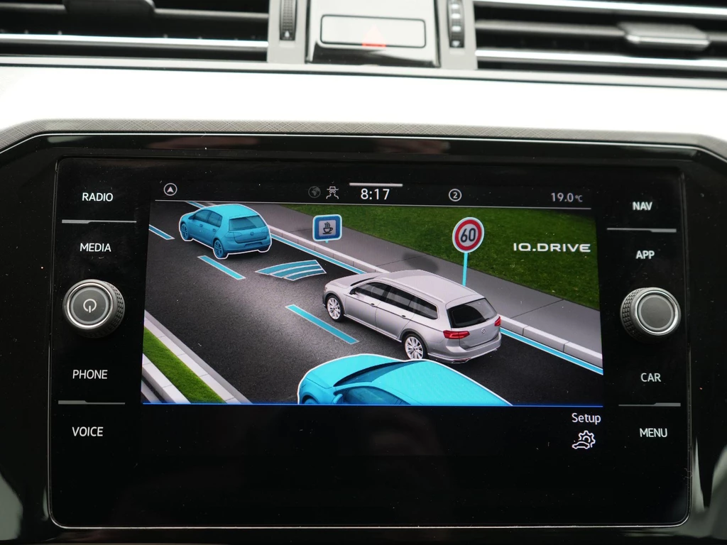 Volkswagen Passat – foto 24