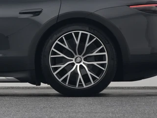 Porsche Taycan – thumbnail 40