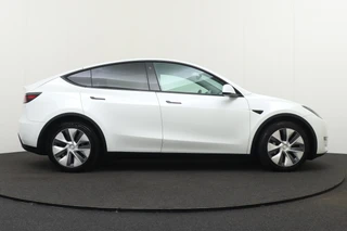 Tesla Model Y – thumbnail 5