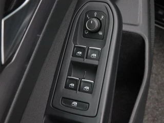 Volkswagen Golf – thumbnail 18