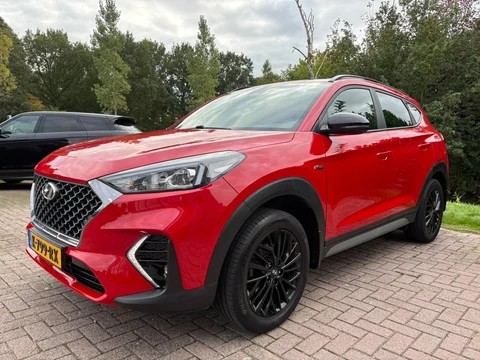 Hyundai Tucson 1.6 GDi N-line 132 PK | Stoelverwarming | Navigatie | Cruise Control | Stuurwielverwarming | 18 inch lichtmetalen velgen | Alcantara