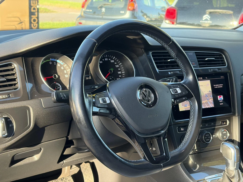 Volkswagen e-Golf – foto 9