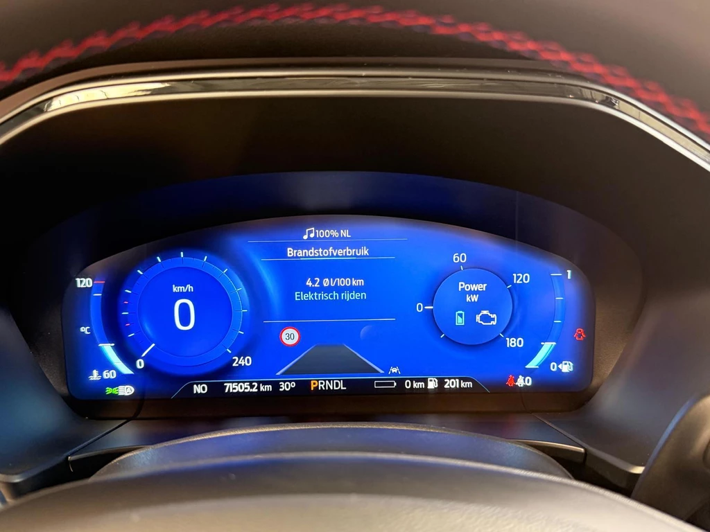 Ford Kuga – foto 15