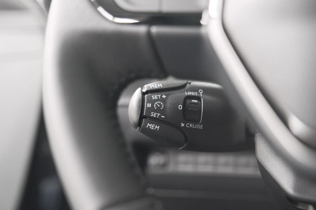 Peugeot 208 – foto 15