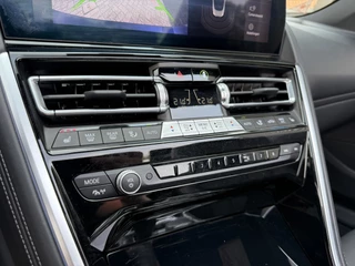 BMW 8 Serie – thumbnail 24