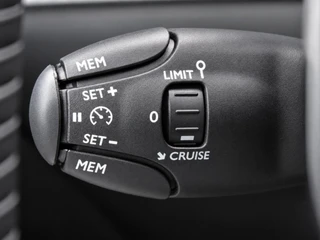 Peugeot 208 – thumbnail 22