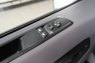 Opel Vivaro – thumbnail 17