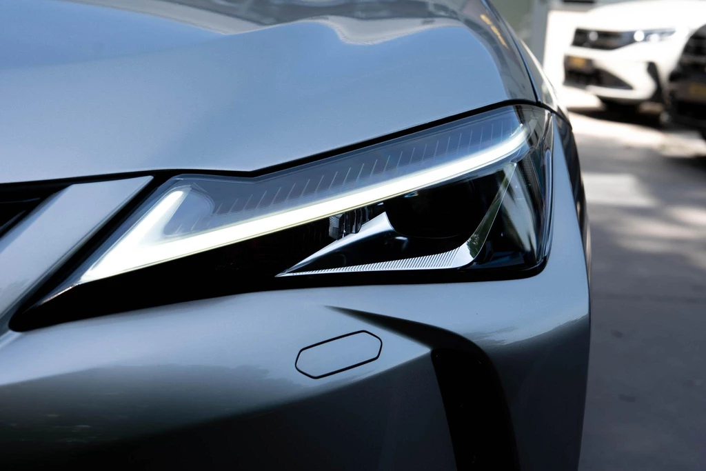 Lexus UX – foto 25