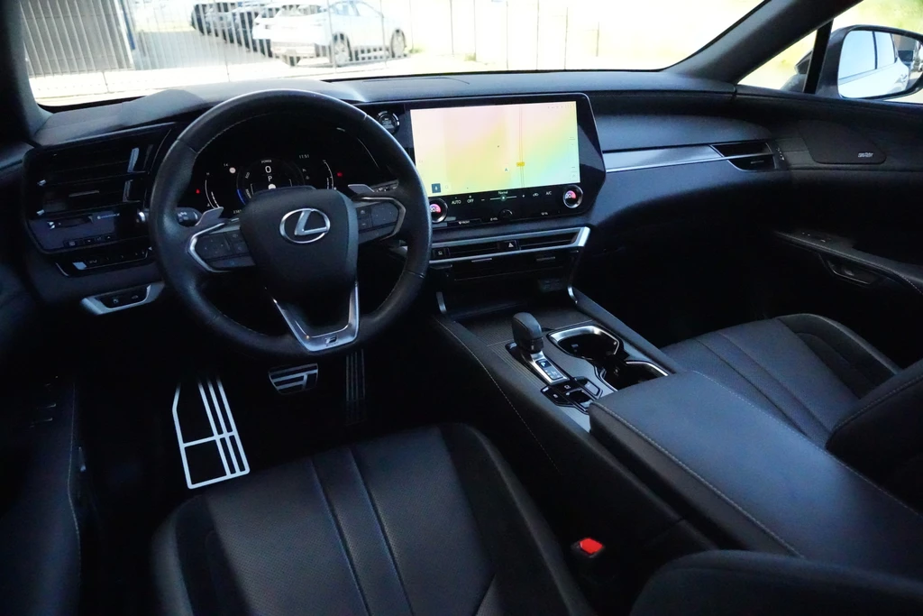 Lexus RX – foto 13
