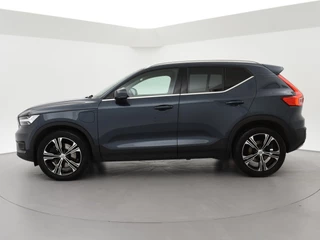 Volvo XC40 – thumbnail 2