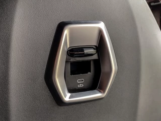 BMW XM – thumbnail 121