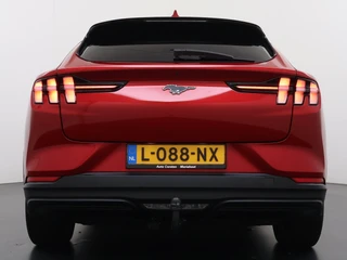 Ford Mustang Mach-E – thumbnail 4