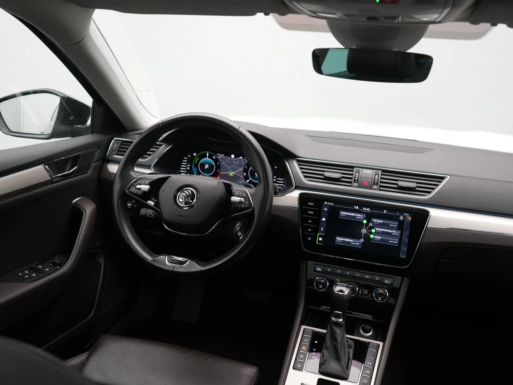 Škoda Superb – foto 25