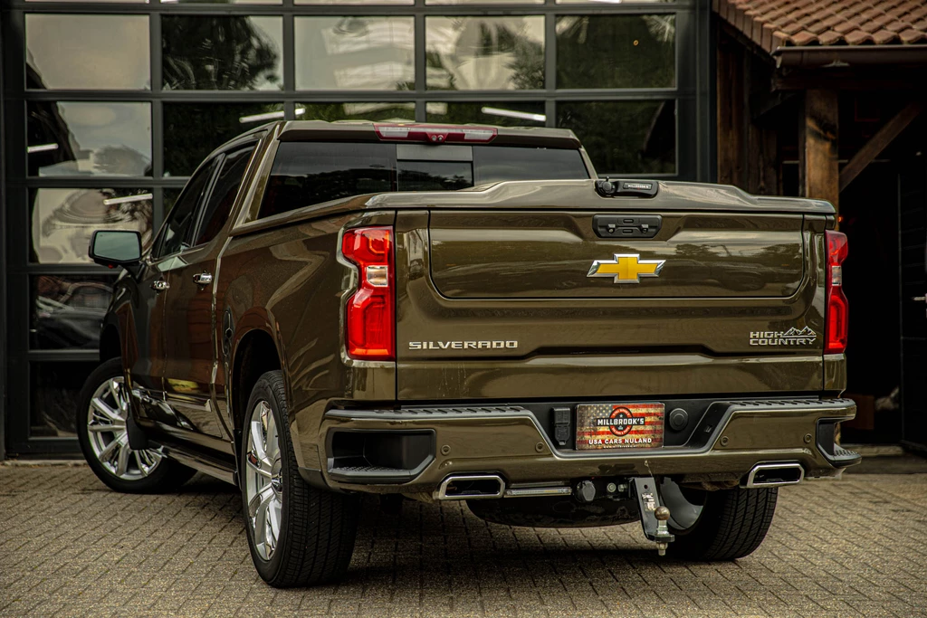 Chevrolet Silverado – foto 3