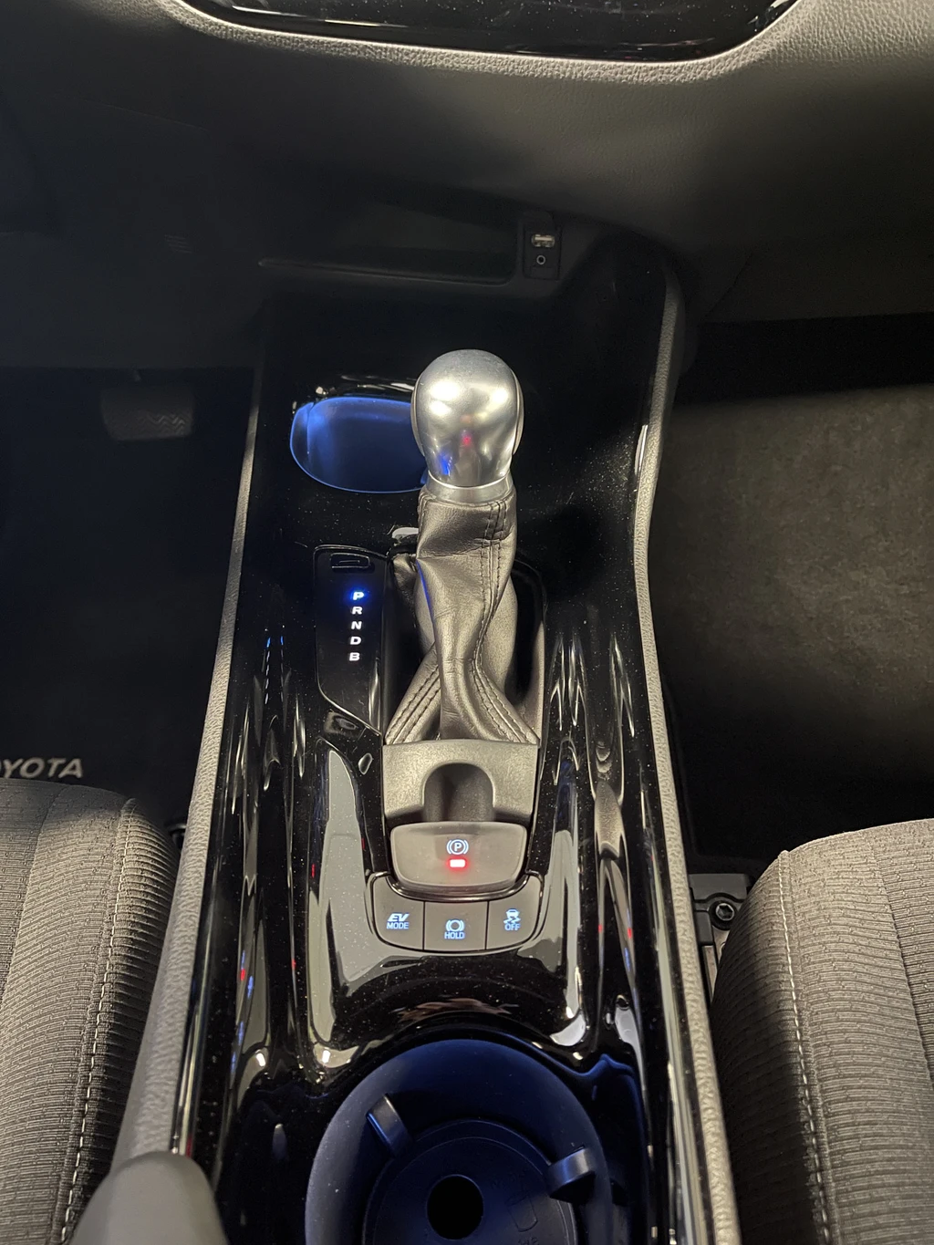 Toyota C-HR – foto 22