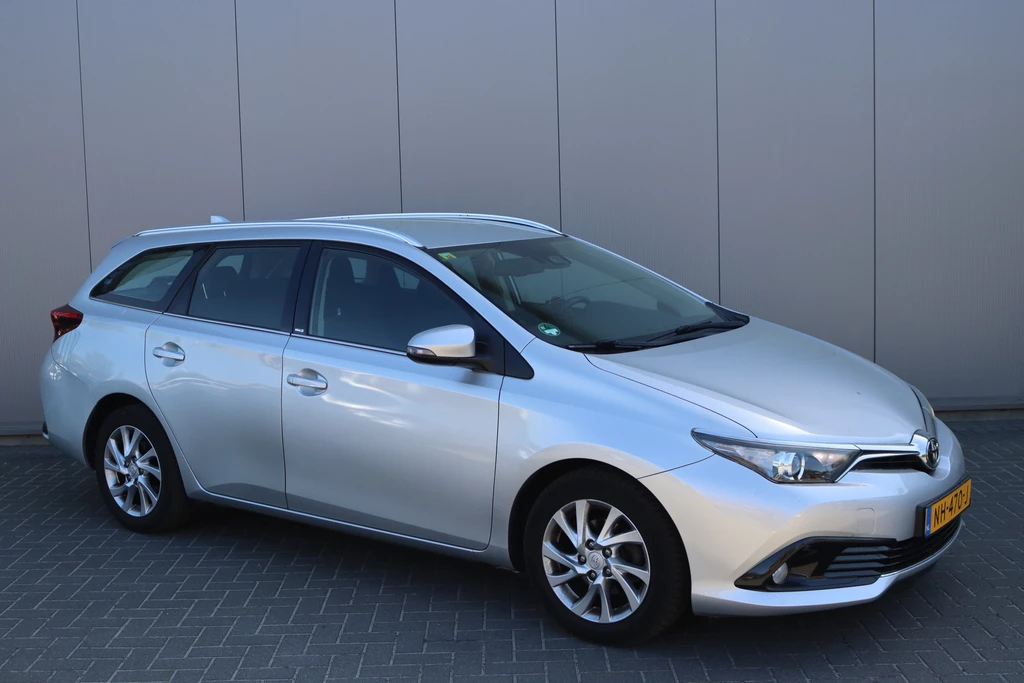 Toyota Auris – foto 6