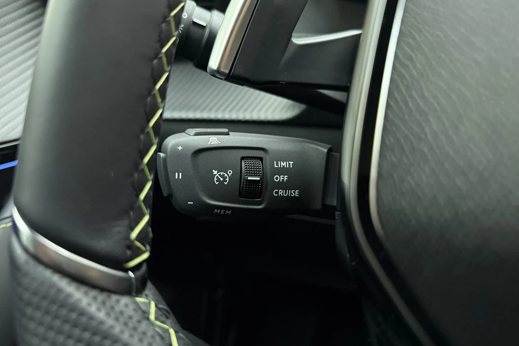 Peugeot 208 – foto 22