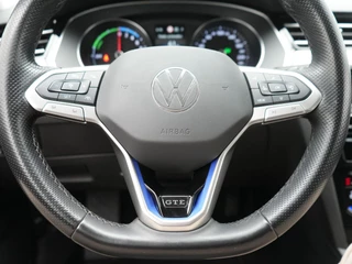 Volkswagen Passat – thumbnail 17