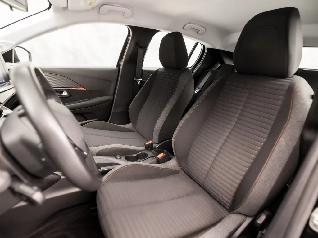 Peugeot 208 – foto 13