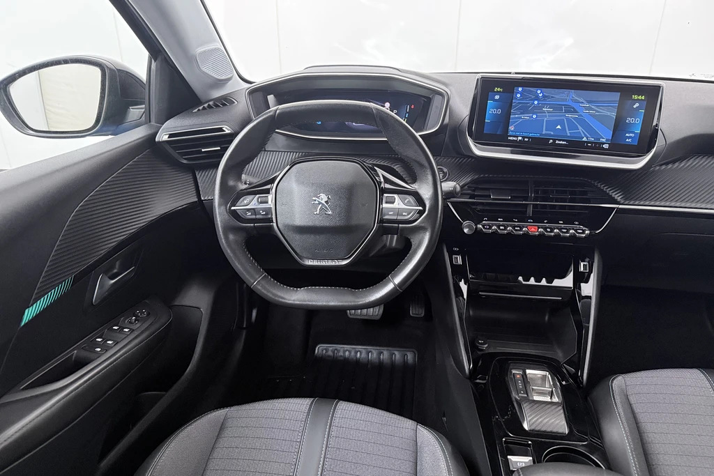 Peugeot e-208 – foto 15