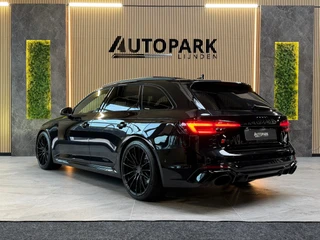 Audi RS4 – thumbnail 3