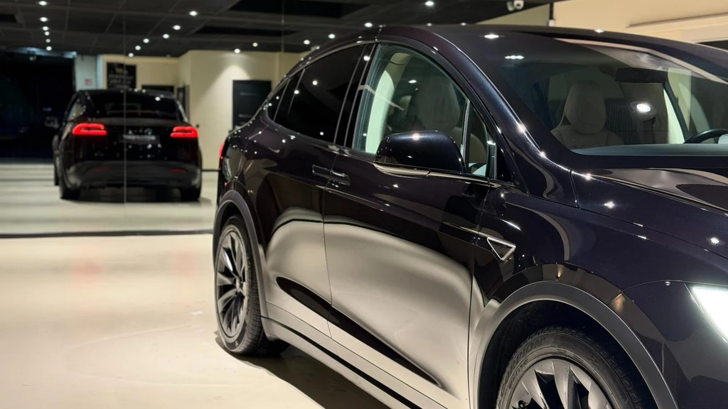 Tesla Model X – foto 4