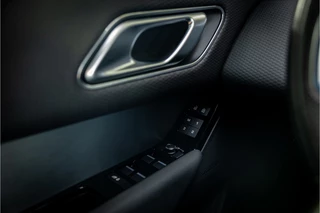 Land Rover Range Rover Velar – thumbnail 27