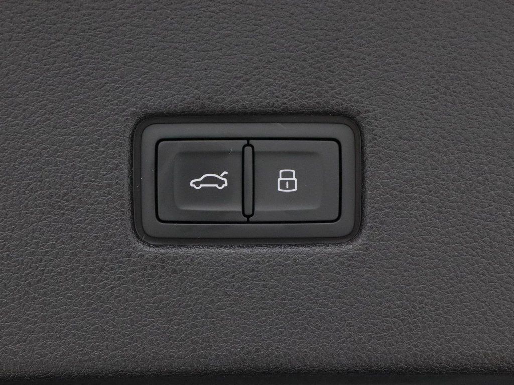 Audi Q8 – foto 21