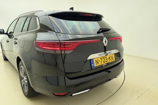Renault Megane E-Tech – thumbnail 6