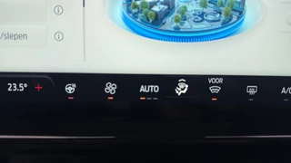 Ford Tourneo Custom – thumbnail 17