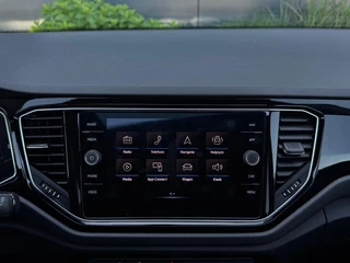 Volkswagen T-Roc – thumbnail 25