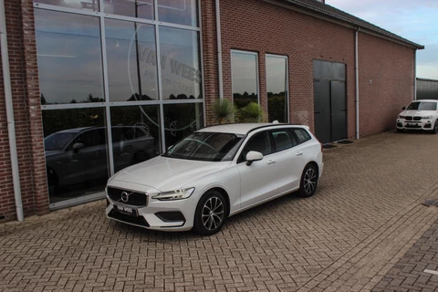 Volvo V60 2.0 B3 Momentum Advantage | 1e eigenaar | BTW auto | Origineel NL | LED | Camera | 17 inch | Cruise-control | PDC | DAB | 163 pk | Lane assist | Rij-modus | Spotify