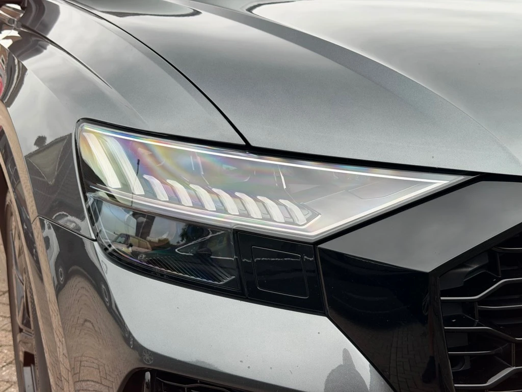 Audi RSQ8 – foto 11