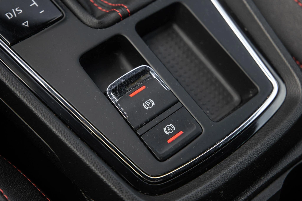 SEAT Leon – foto 37
