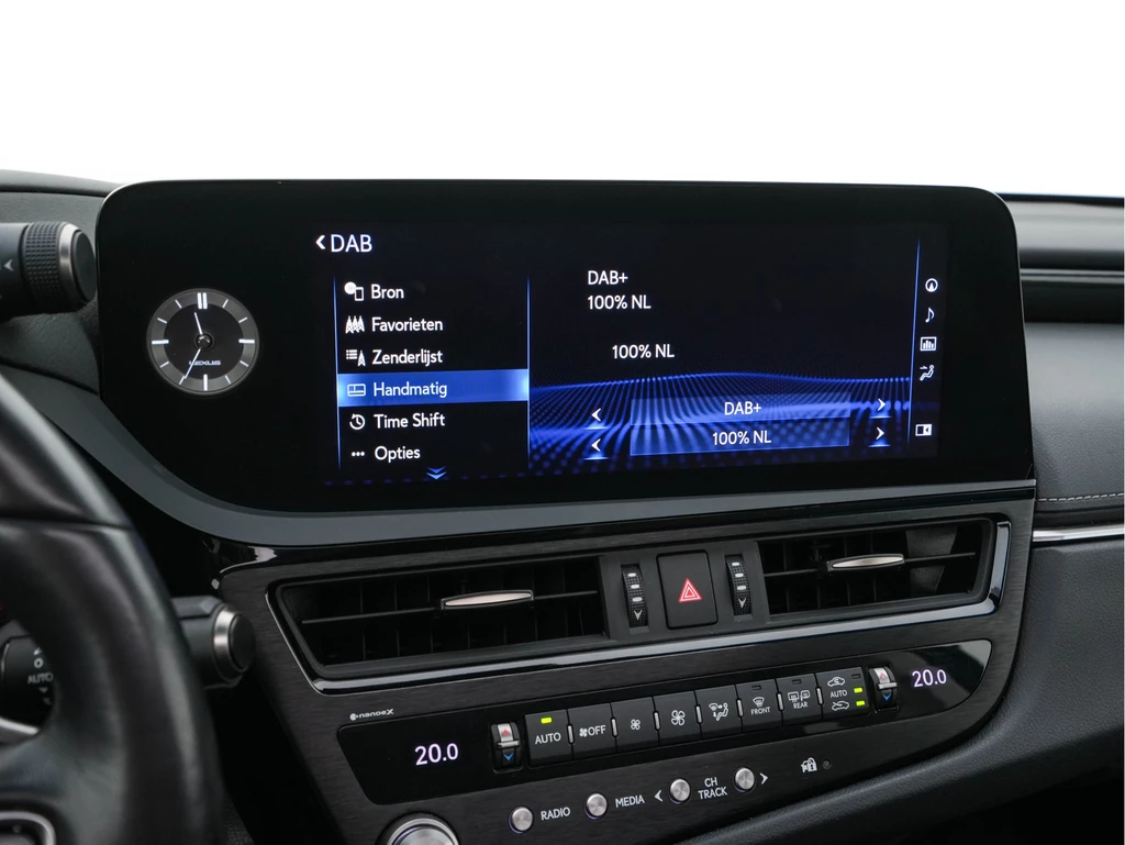 Lexus ES – foto 19