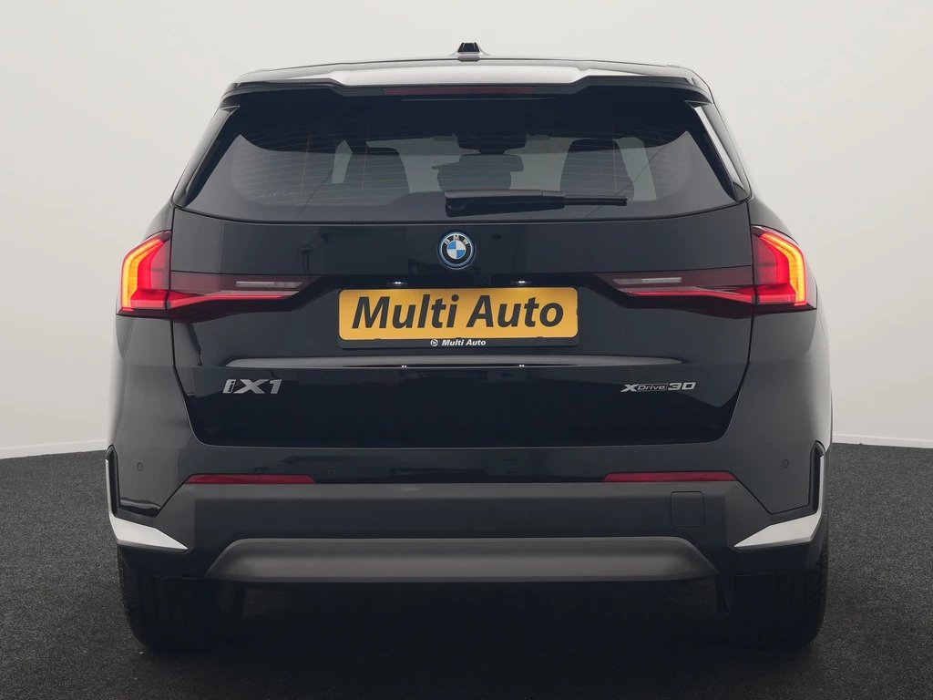BMW iX1 – foto 5