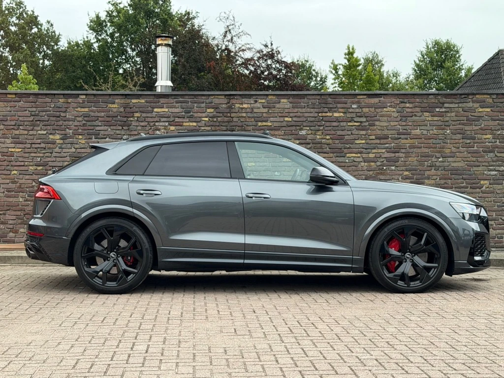 Audi RSQ8 – foto 6