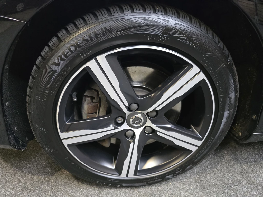 Volvo V40 – foto 8