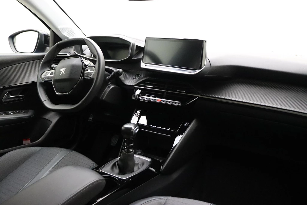 Peugeot 208 – foto 11