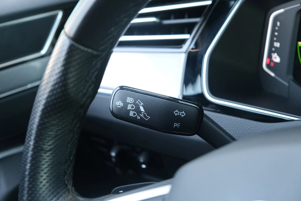 Volkswagen Passat – foto 22