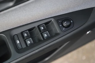 SEAT Leon – thumbnail 14