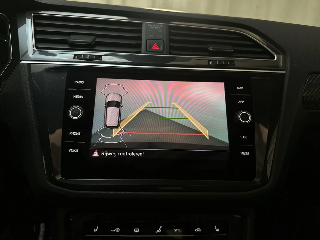Volkswagen Tiguan – foto 14