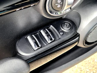 MINI Cooper Cabrio – thumbnail 29