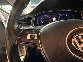 Volkswagen T-Roc – thumbnail 24