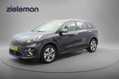 Kia e-Niro DynamicLine 64 kWh - Carplay, Stoelverw. Trekhaak, SOH 99%