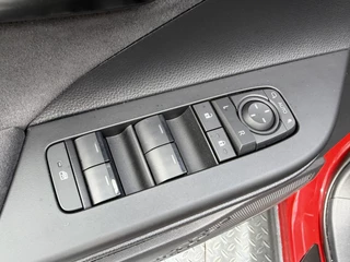 Toyota C-HR – thumbnail 32