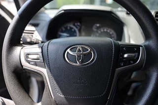 Toyota Land Cruiser – thumbnail 13