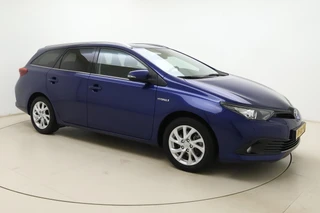 Toyota Auris – thumbnail 8