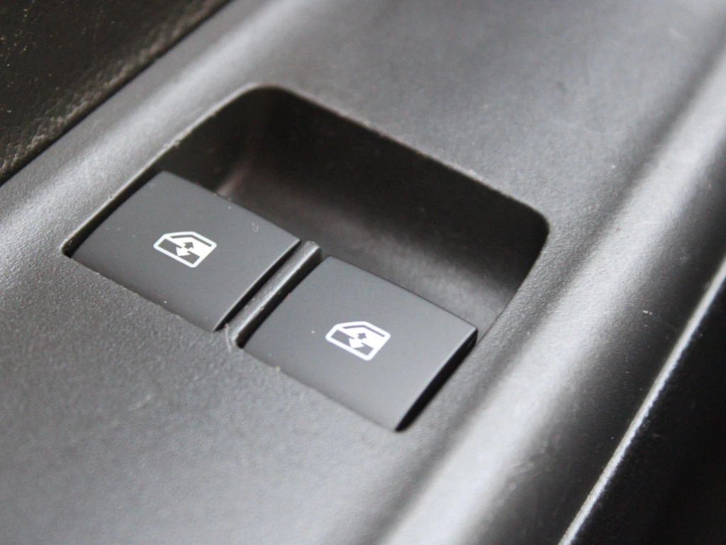 Opel KARL – foto 24