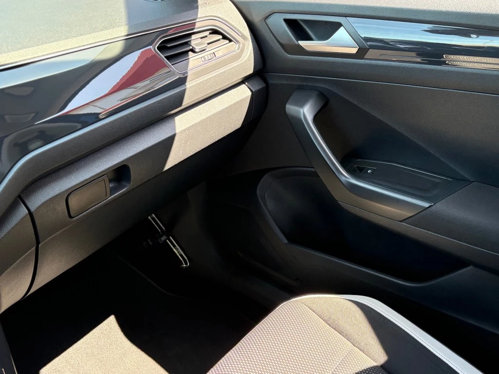 Volkswagen T-Roc – foto 17